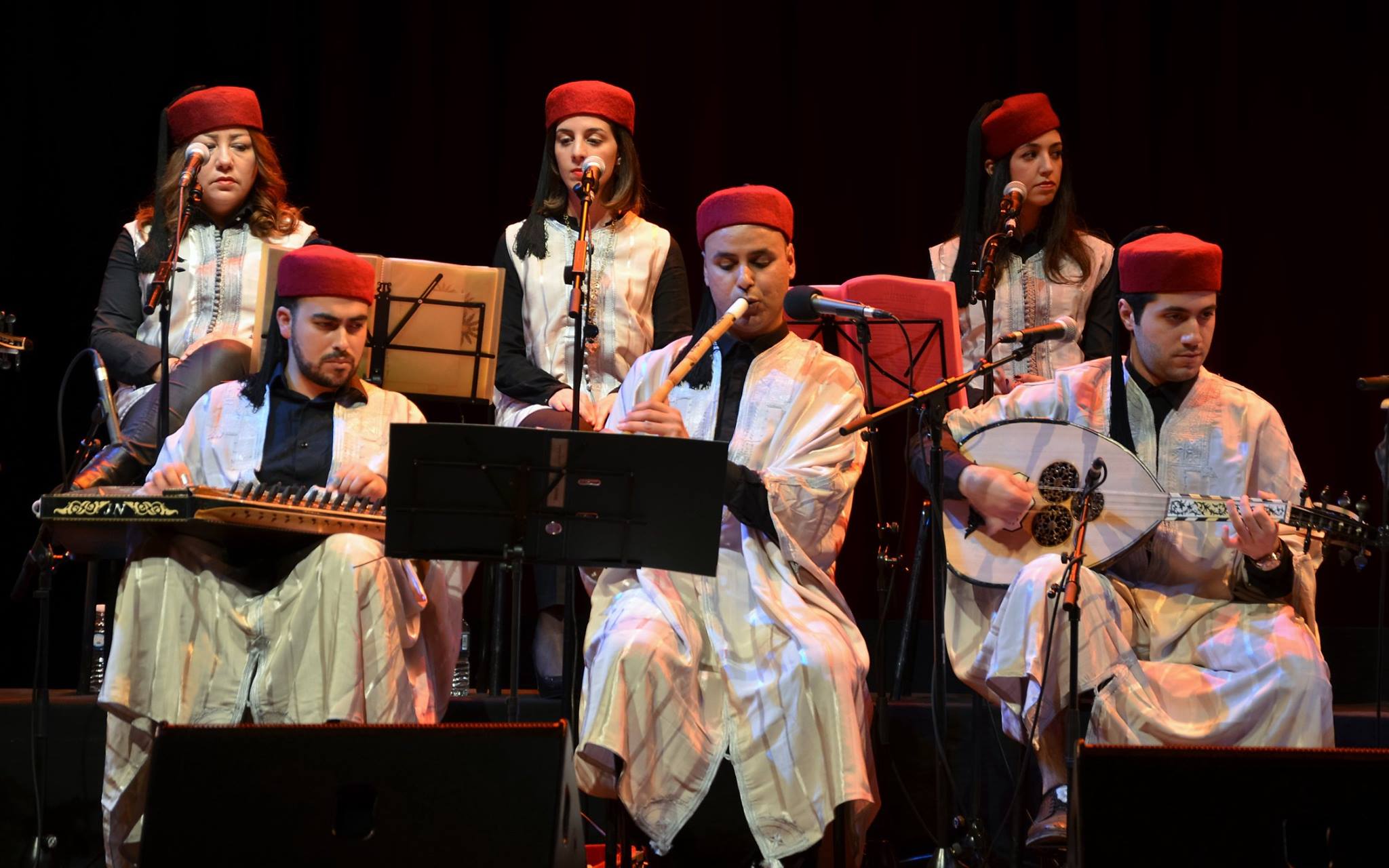 Zied Mehdi performing with Malouf Tunisien